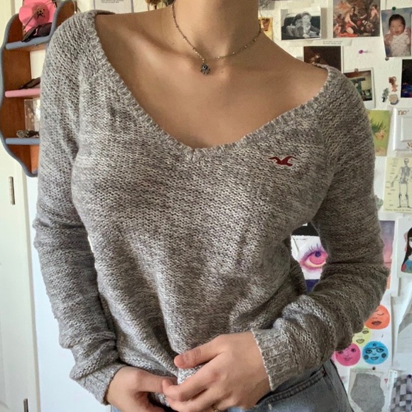 Hollister Sweaters - cozy grey hollister sweater
